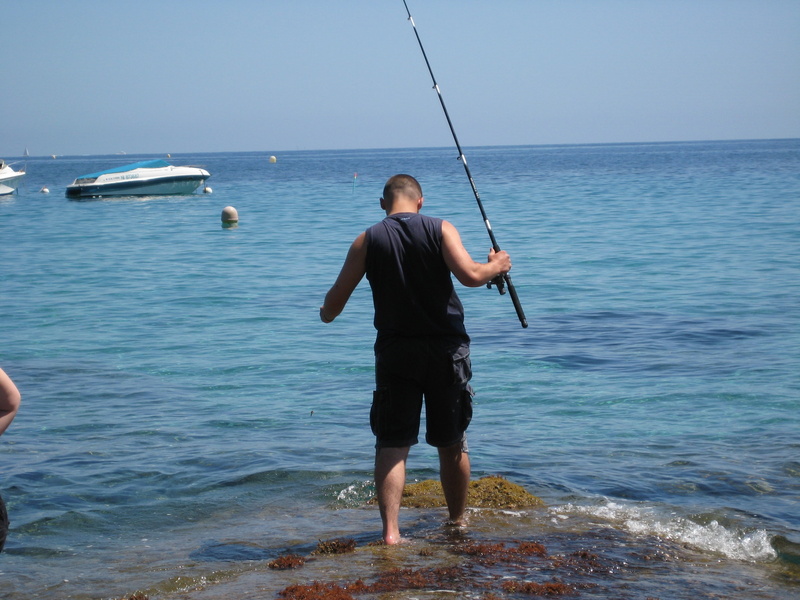 fish, 2K, male, horizon over water, lure, equipment, summer, sport, hook, one person, non-urban scene, water, outdoors, men, fisherman, catch, vacation