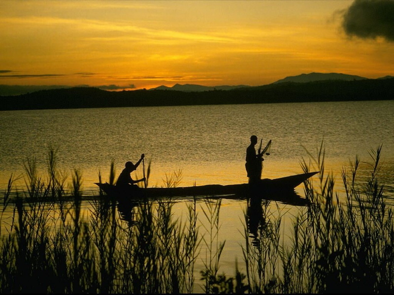real people, scenics - nature, water, leisure activity, silhouette, orange color, cloud - sky, non-urban scene, plant, nature, tranquil scene, sky, outdoors