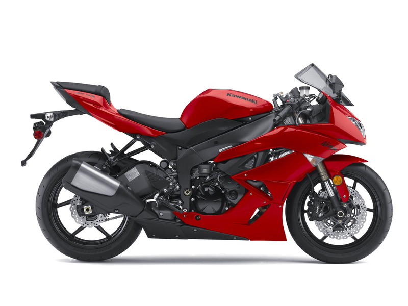zx 6r, speed, 2010, single object, chrome, sport, motorcycle, wheel, no people, cut out, mode of transportation, stationary, sports race, kawasaki, helmet
