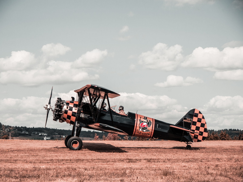 tractor, transportation, air, land vehicle, retro, airport, historically, 4K, aviation, field, nostalgia, double decker, driving, mode of transportation