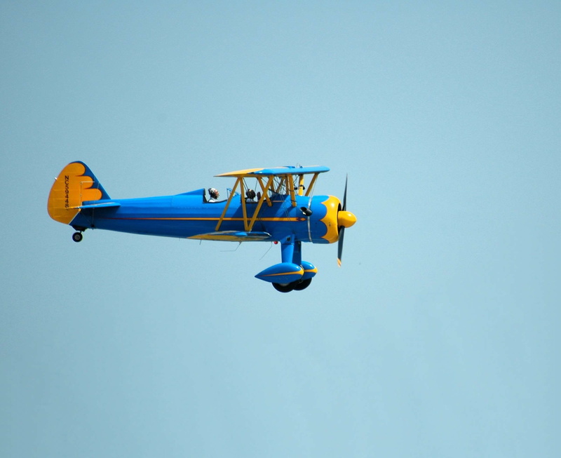 blue, sunny, copy space, vintage, aviator, retro, low angle view, transportation, propeller airplane, airshow, on the move, 1080P, nature, fly, flying