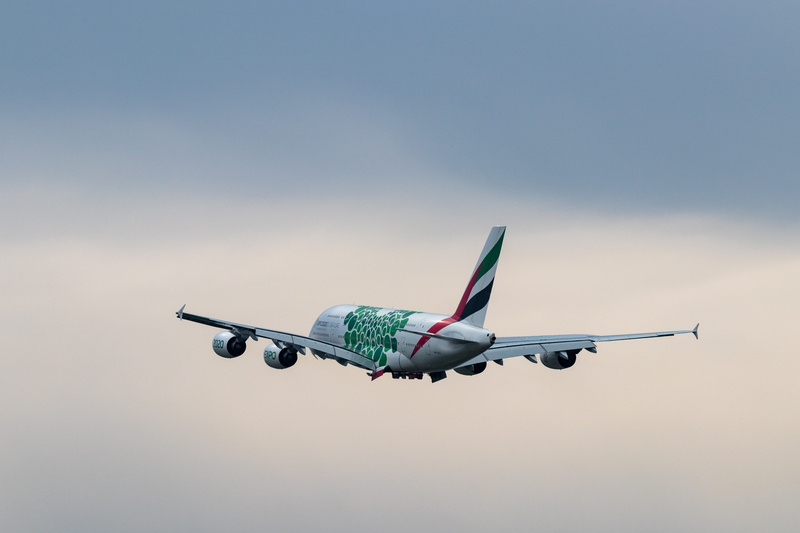 airline, aviation, flying, 5K, air traffic, passenger aircraft, aircraft, flight, air vehicle, day, nature, commercial airplane, departure, aerospace industry