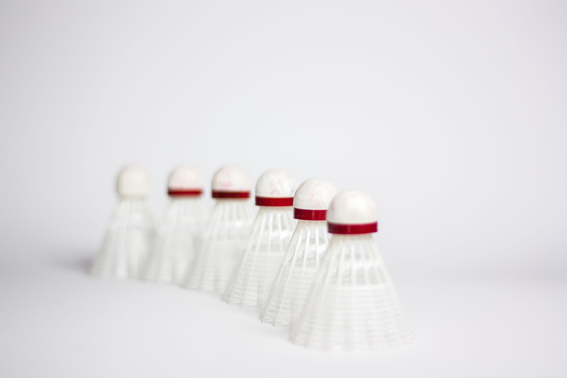 sport, red, order, healthcare and medicine, white background, 4K, simplicity, indoors, bottle, balls, badminton, ball sports, medicine, copy space, dose