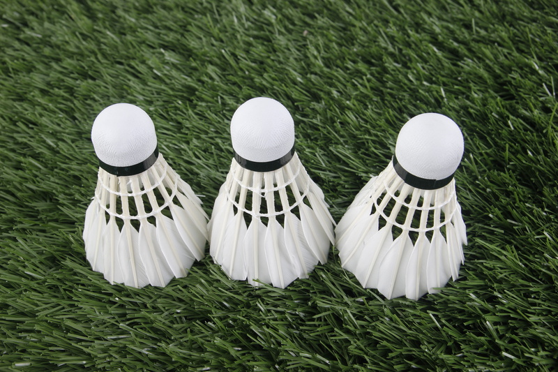 grass, 5K, still life, high angle view, food and drink, no people, Badminton, plastic, field, green color, side by side, Shuttlecock, day, outdoors, close-up
