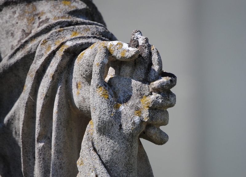 weathered, old, 2K, representation, security, pattern, hand in hand, sculpture, metal, gray, baptism, rusty, statue, no people, human representation, art and craft