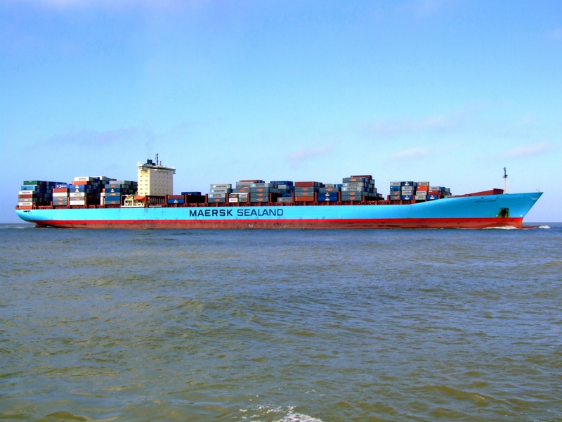 no people, business, container ship, cargo, shipping, mode of transportation, sea, sky, sailing, 2K, waterfront, container, passenger craft, blue, vessel