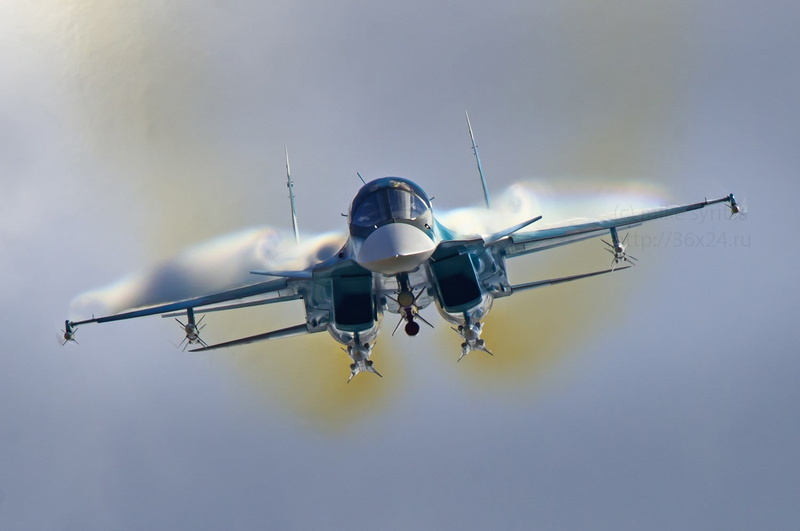 motion, on the move, Sukhoi Su-34, mid-air, security, transportation, no people, outdoors, military, blurred motion, drone, speed, airplane, day, 720P