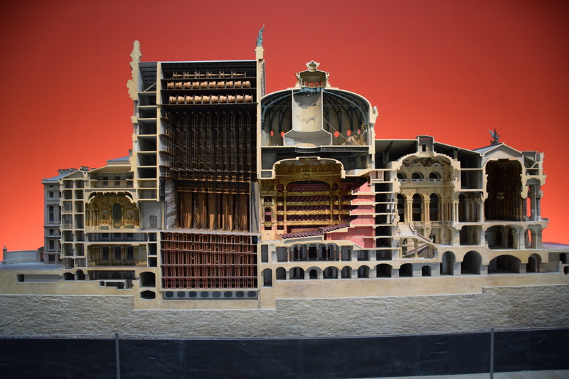 outdoors, luxury, model, travel destinations, 5K, the past, sky, famous, france, red, skyscraper, cross-section, brick, building exterior, history, orsay
