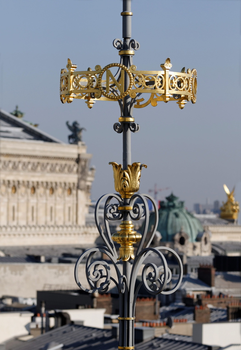 metal, nature, focus on foreground, Fireplaces, architecture, france, building, gold colored, sculpture, ornate, day, no people, city, law, Paris, Tourism