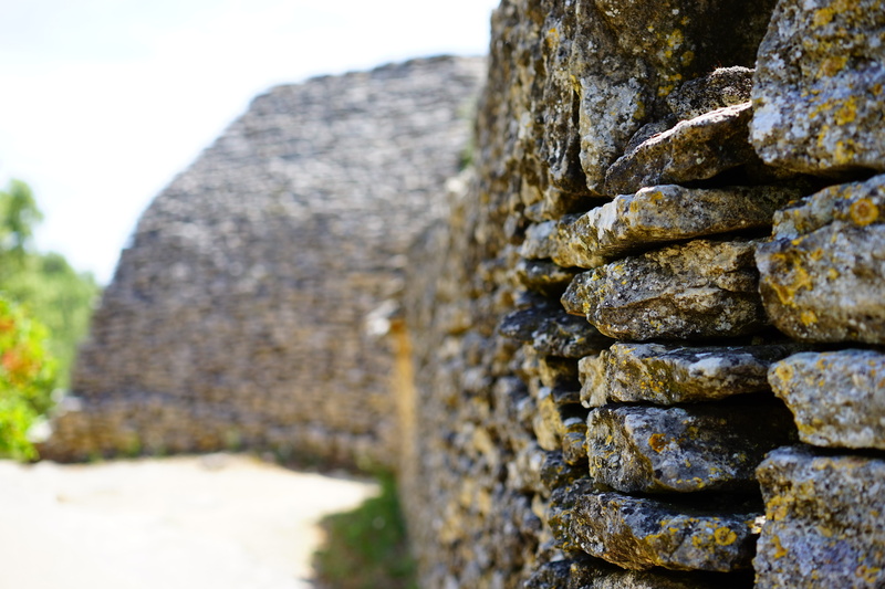 historic preservation, open air museum, close-up, mounting position, wall, history, dry stone masonry, pattern, old, france, weathered, stone walls, south of france