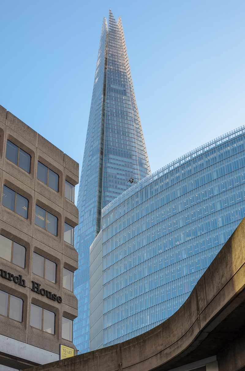 skyscraper, low angle view, no people, 2K, england, building, british, modern, rotunda, glass, window, downtown, tourism, outdoors, tower, office, built structure