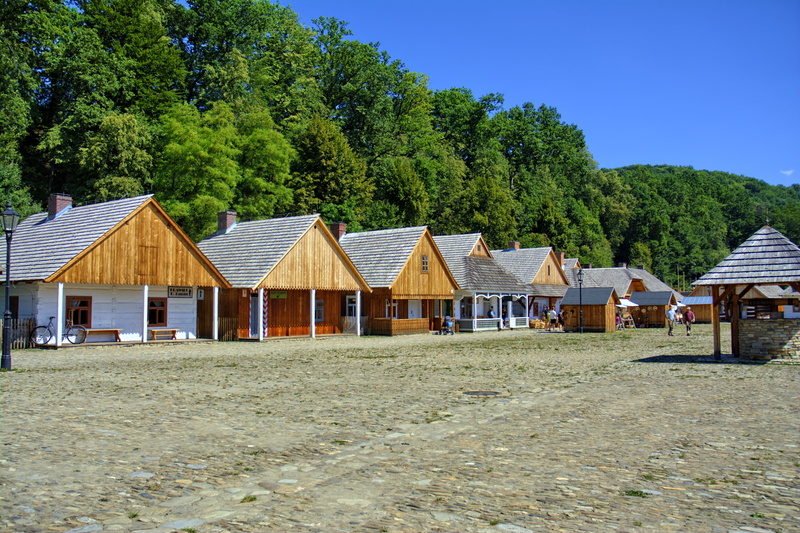 house, architecture, the roof of the, land, cottage, in a row, sanok, tree, rural cottage, built structure, rural architecture, building exterior, beach hut
