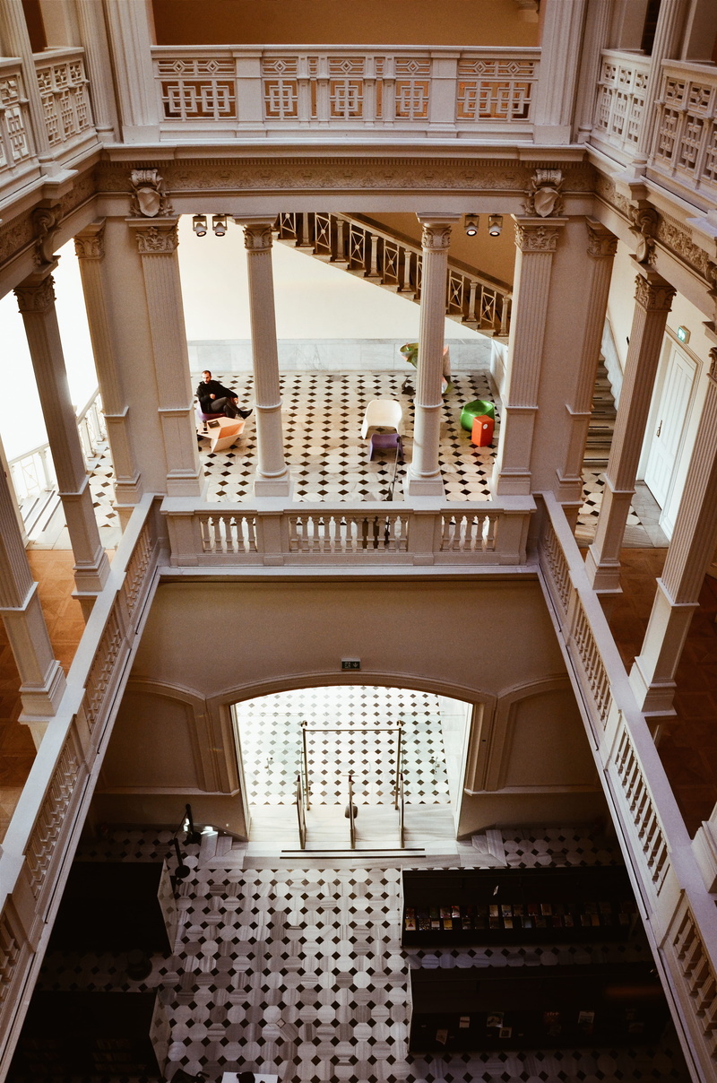 incidental people, men, adult, people, steps and staircases, outdoors, building exterior, family, hotel, the past, tourism, staircase, day, urban, architecture