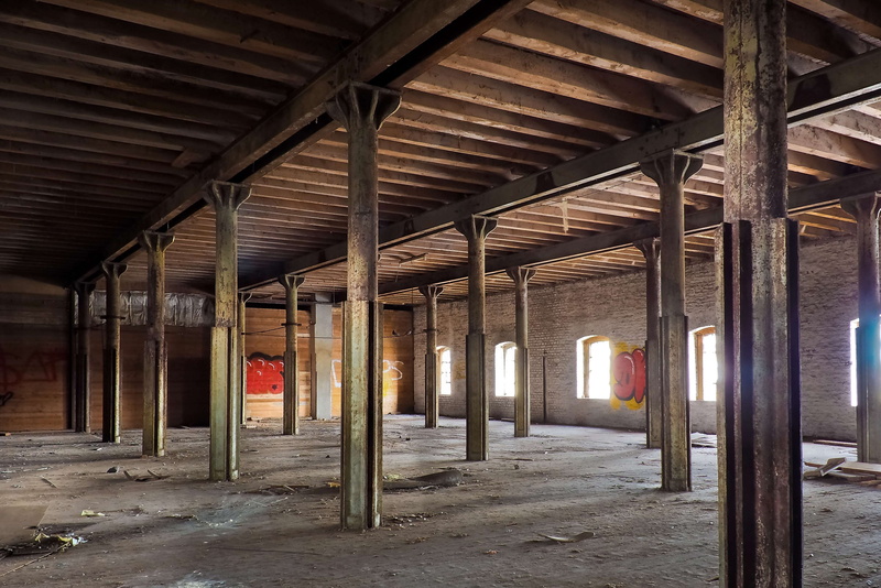 ceiling, dark, building, forget, destruction, dilapidated, 4K, illuminated, empty, bar, day, creepy, transportation, decay, end, architectural column