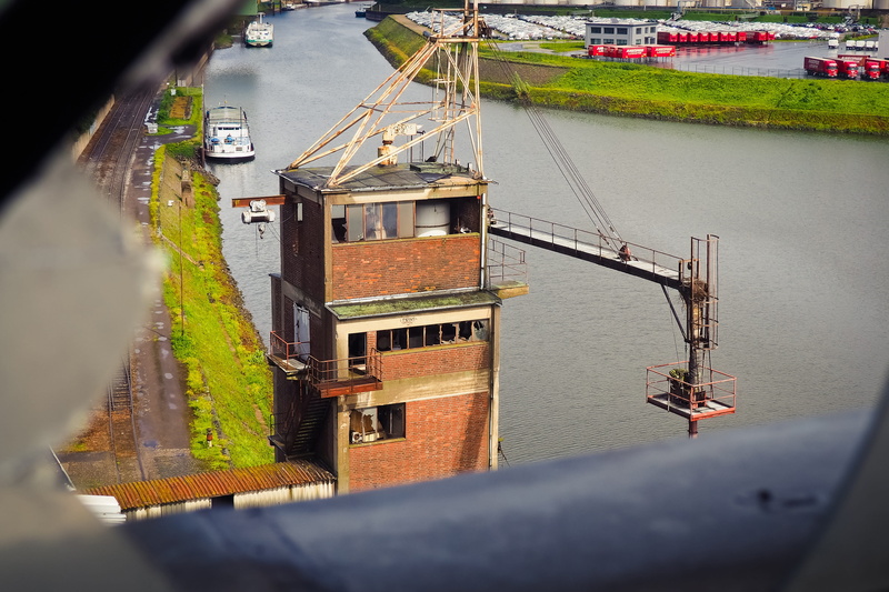 old kontor, empty, dark, focus on background, broken, gloomy, lost places, filling tower, nautical vessel, mode of transportation, break up, stock, hall