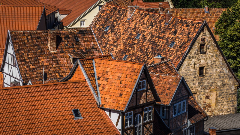 brick wall, perspective, historically, tile, nature, world heritage, no people, architecture, roof, day, resin, residential district, 4K, industry, historic center
