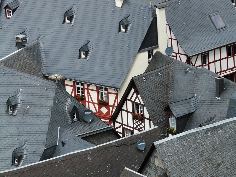 schieferdaecher, house, architecture, top, 2K, fachwerkhäuser, Roofs, sachsen, mosel, city, homes, window, municipality, truss, building Exterior, old