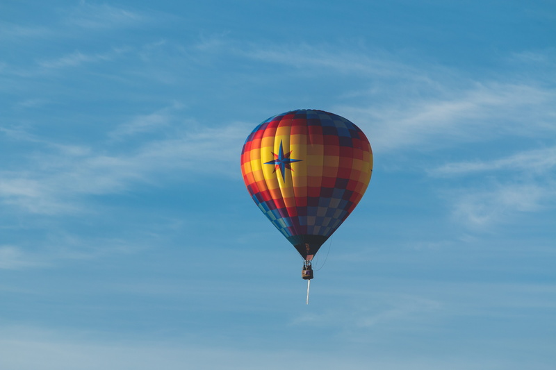 outdoors, fly, classic, aircraft, 5K, air vehicle, air, low angle view, no people, flame, freedom, ballooning festival, britain, mid-air, mode of transportation