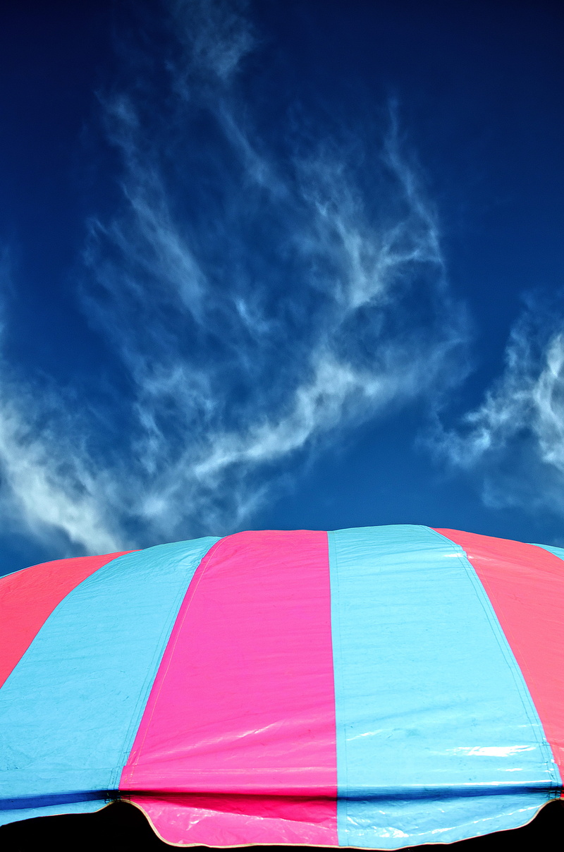 leisure activities, hot air balloon, multi colored, tent, beach umbrella, pink color, water, pink, summer, 4K, light, protection, nature, security, vibrant color