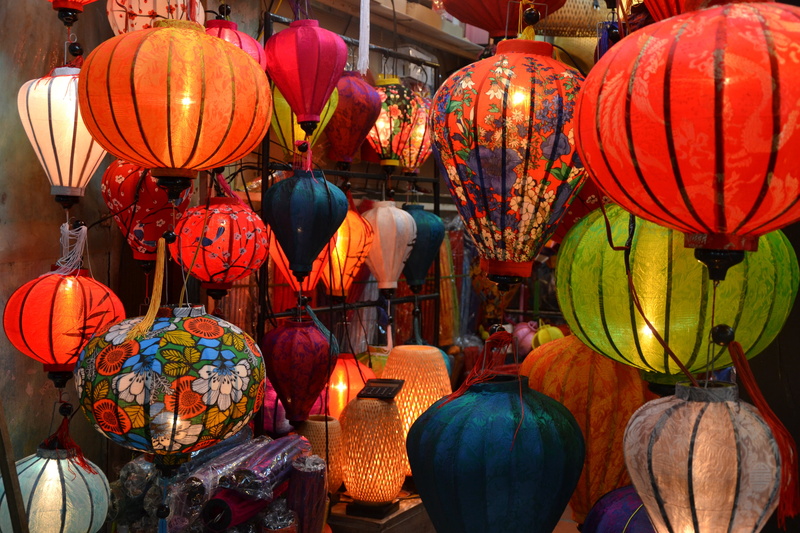 large group of objects, lampion, decoration, for sale, hanging, lamps, creativity, candle, red, craft, choice, retail, retail display, no people, turned