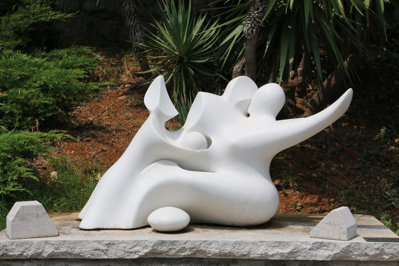 5K, creativity, plant, croatia, representation, park - man made space, no people, sculpture, white color, statue, nature, solid, figures, tree, mammal
