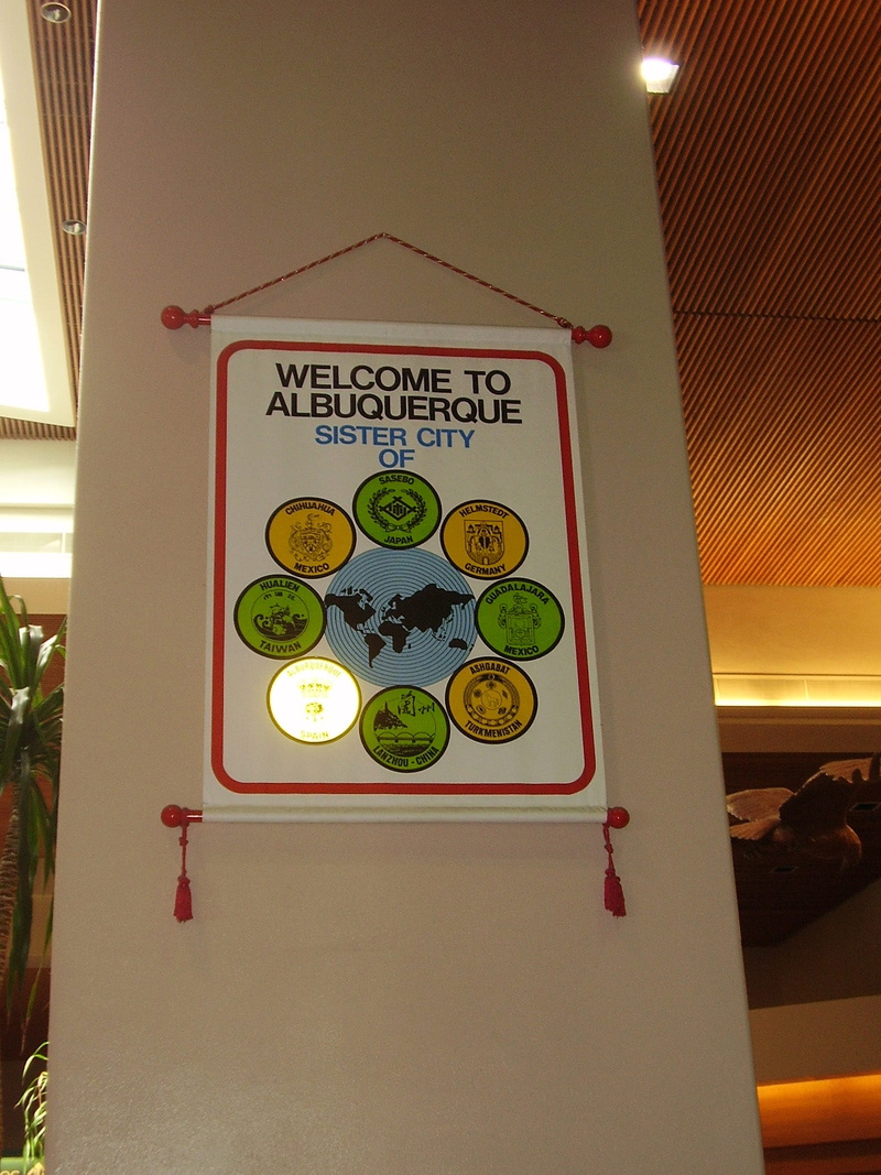 public domain, airport, Albuquerque Sunport, mexico, Banner, newmexcolor, day, photos, freshness, western script, New Mexico, sign, accuracy, indoors, nature