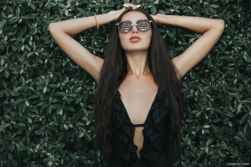 arms up, women, long hair, women with shades, 2K, Ivan Chinilov