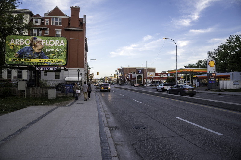 street, Streets, building exterior, cloud - sky, Traffic, public domain, manitoba, 5K, day, city, sidewalk, incidental people, urban Scene, building, travel Locations