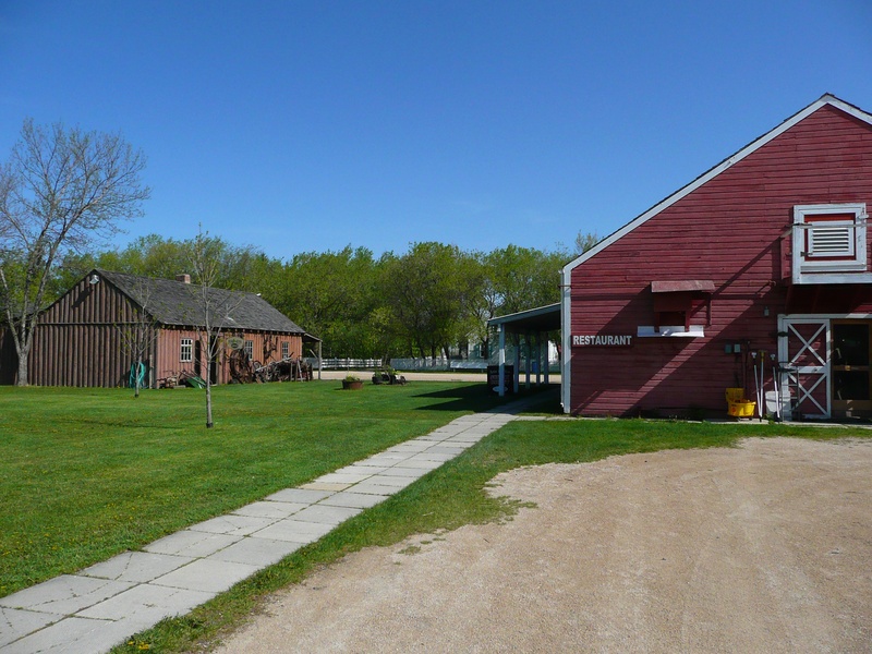 nature, landscape, manitoba, antique, canada, green color, grass, day, mennonite heritage village, 2K, built structure, footpath, steinbach, sky, blue