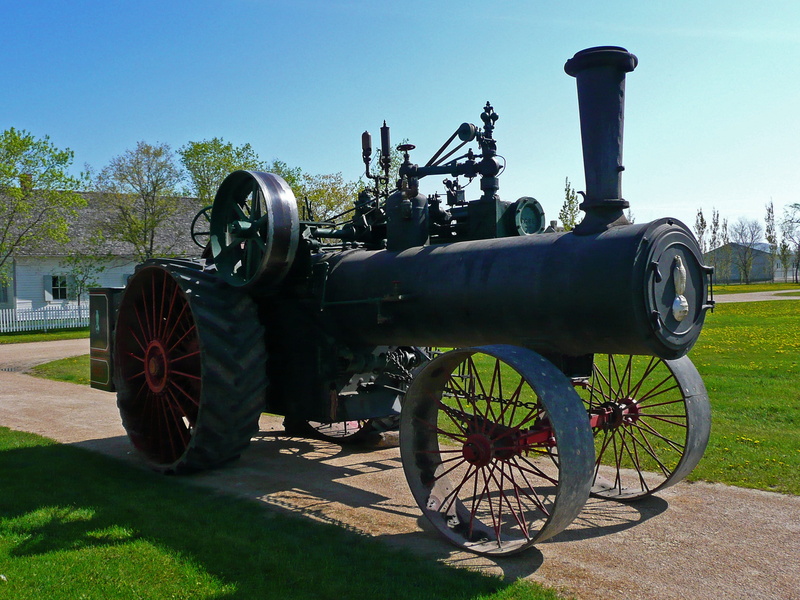 nature, no people, weapon, history, sunlight, day, steinbach, the past, plant, canada, agriculture, fighting, sky, clear sky, old steam tractor, outdoors