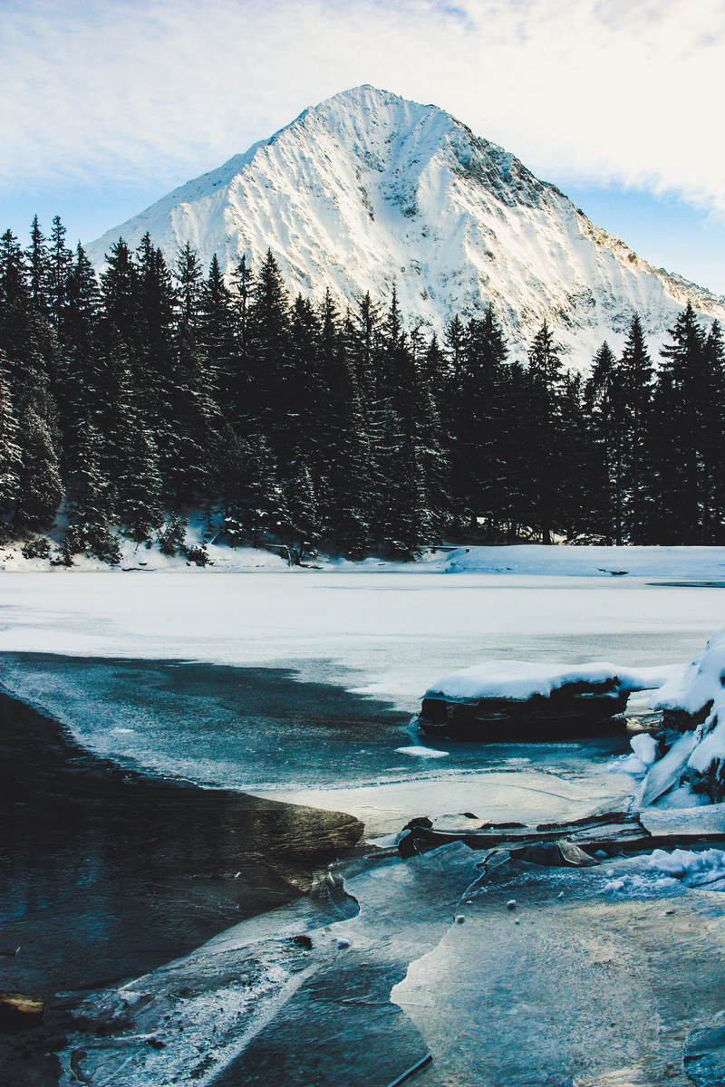 frozen, water, mountain, housing, snowcapped mountain, countryside, covered, plant, 4K, pine, beauty in nature, no people, winter, nature, day, cold, mountain peak