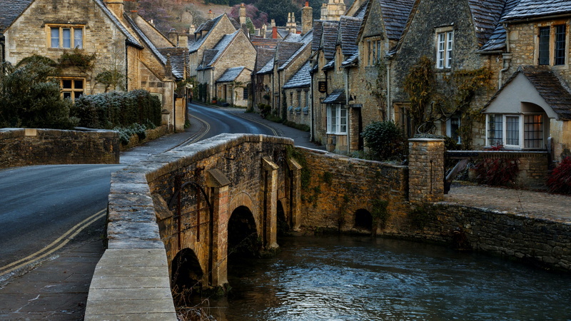 middle ages, river, architecture, stone bridge, bridge, residential district, outdoors, town, transportation, united kingdom, historical, castle combe