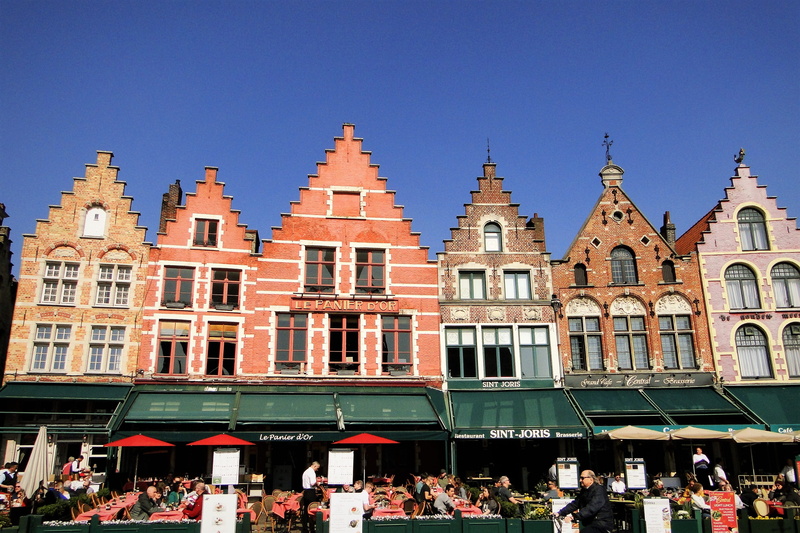 building, culture, old, sky, facade, belgium, restaurant, marketplace, history, medieval, building exterior, travel destinations, 2K, cafe, blue, nature