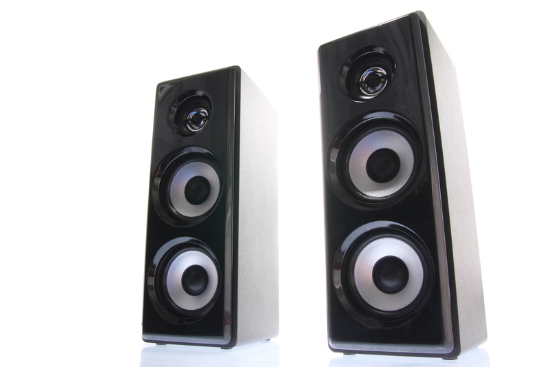 indoors, geometric shape, speaker, black Color, audio Equipment, sound, isolated, two, no People, white, industry, still life, speakers, technology, close-up