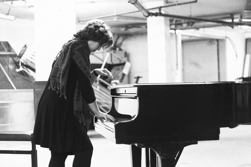 entertainment, piano, synthesizer, keyboard instrument, black, instrument, artist, day, play, sound, casual clothing, musician, one person, musical, performance