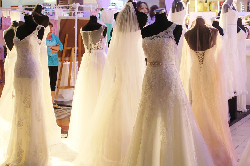fabric, wedding dress, clothing store, store, dress, choice, Mannequins, event, consumerism, retail display, showing, bridal gowns, shopping, newlywed