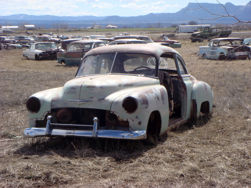 wreck, classic car, rust, car, Oldtimer, neglected, land, 2K, forget, landscape, field, obsolete, nature, clutter, deterioration, rusted, old, weather-beaten