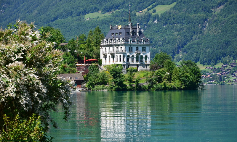 landscape, built structure, water, castle, travel destinations, mountains, nature, 2K, iseltwald, history, no people, building exterior, lake, sky, growth