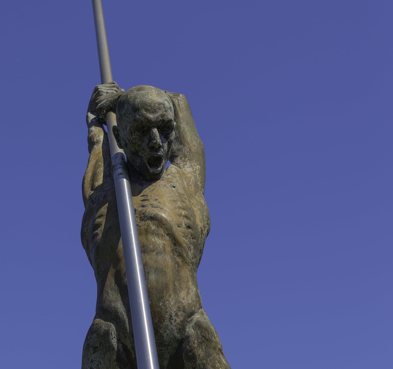 sculpture, sky, clear sky, blue, art and craft, one animal, no people, garden sculpture detail, statue, blue sky, copy space, creativity, nature, human representation