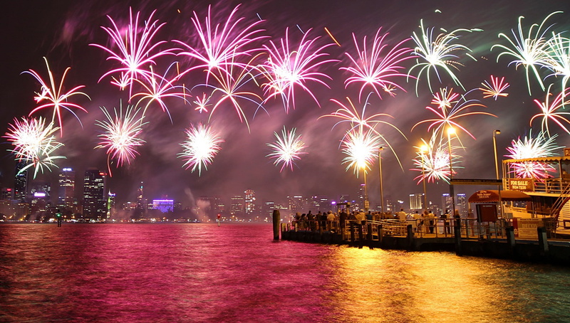 motion, outdoors, light, firework, building exterior, celebration, Australia, architecture, firework display, sky, no people, fireworks, colorful, 1080P