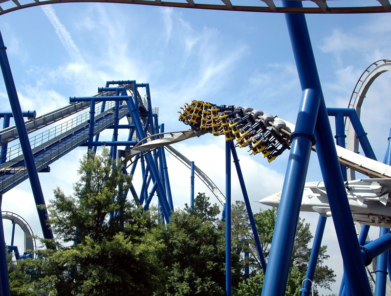 connection, royalty, metal, park, play, amusement park ride, excitement, day, fear, attraction, festival, sunlight, Fun, thrill, recreation, no people