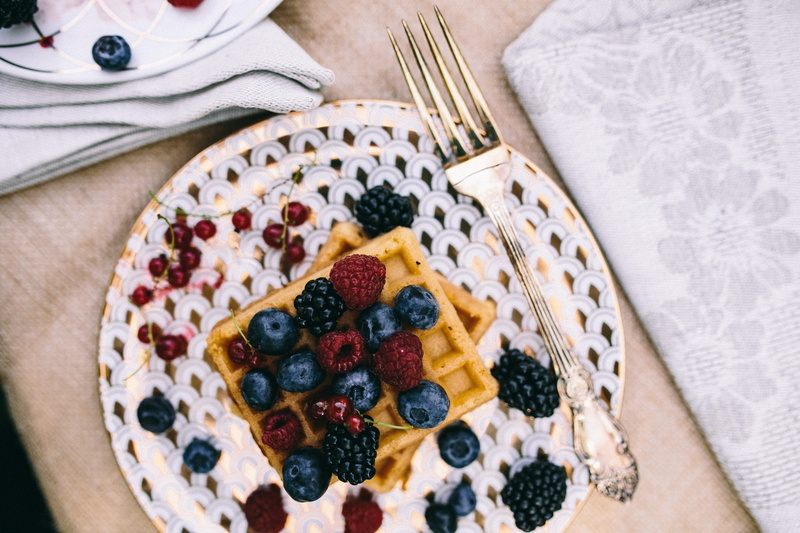 temptation, vegetarian food, plate, snack, garden, eating, Healthy, picnic table, waffles, high angle view, raspberry, blueberry, healthy eating, wellbeing