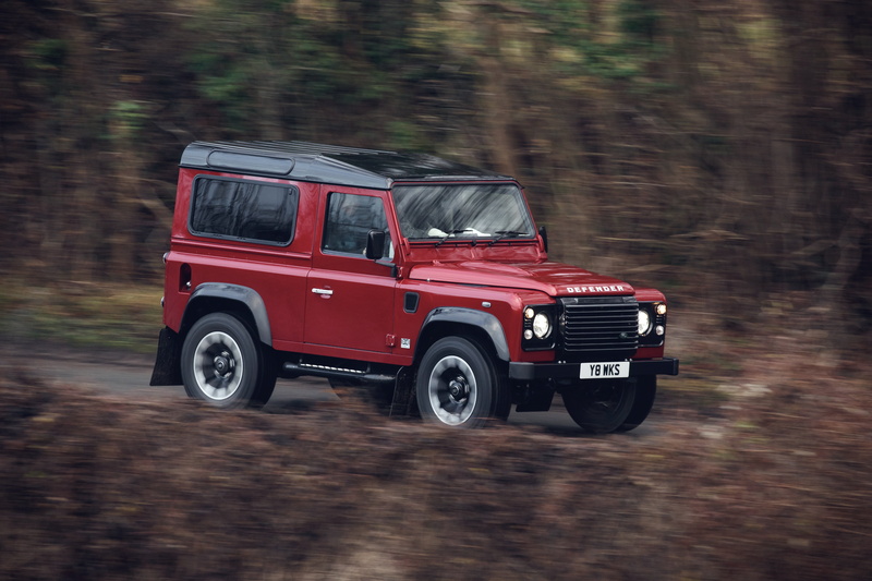 Defender Works V8, red, vegetation, jubilee spezzare, 5K, Land Rover, SUV, 2018, movement, Defender, V8