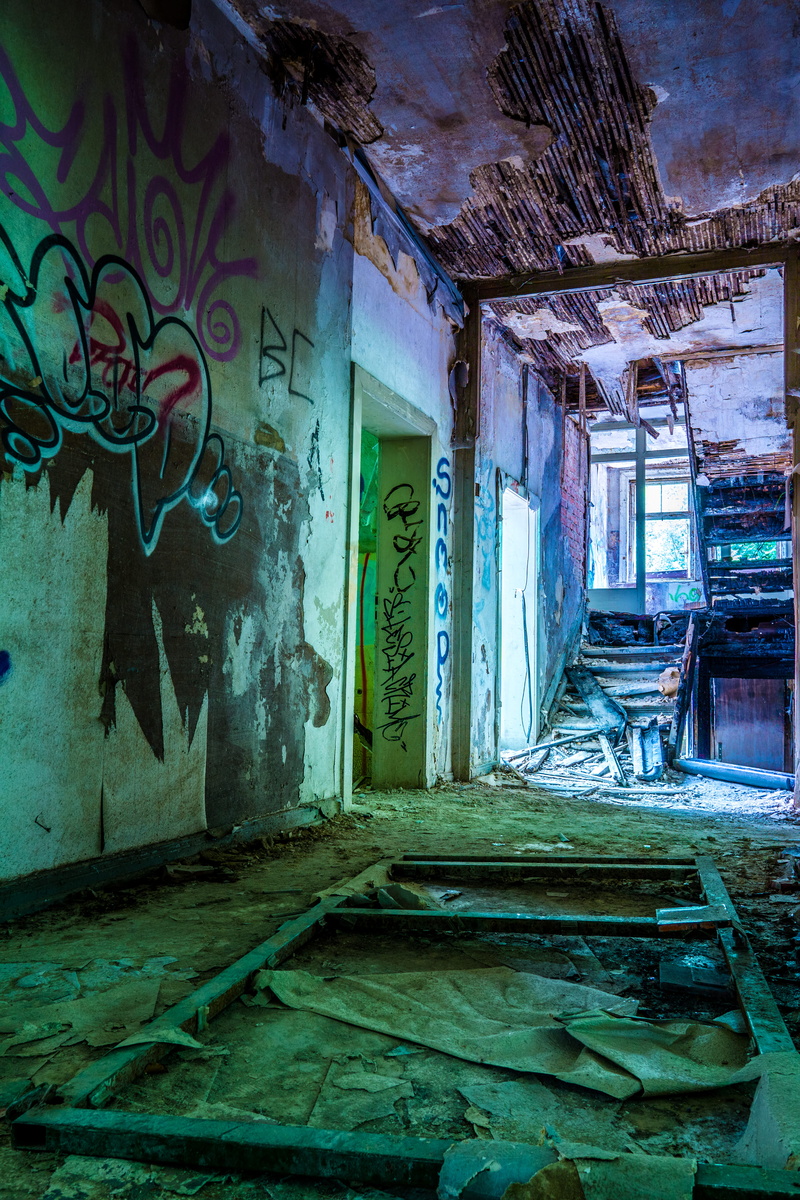 5K, ceiling, lost, window, rotten, weathered, old, place, built structure, stairs, day, hdr, run-down, verlassen, wall - building feature, lostplace, graffiti