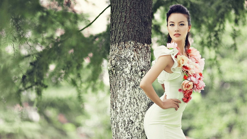 1080P, beautiful, Girl, look, face, Park, pose, waist, ass, dress, white, cute, Asian, slim, figure, trees
