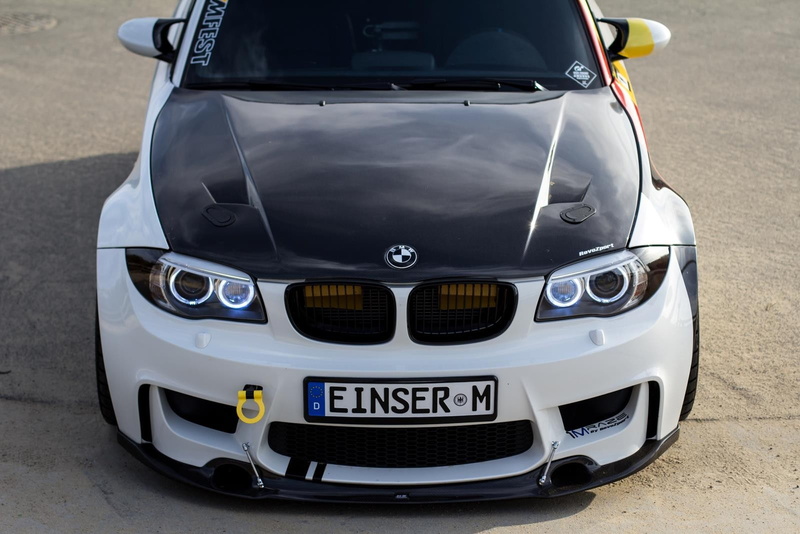 BMW M1 Coupe, transportation, land vehicle, front view, car, number, focus on foreground, mode of transportation, stationary, safety, day, 720P, RAZE