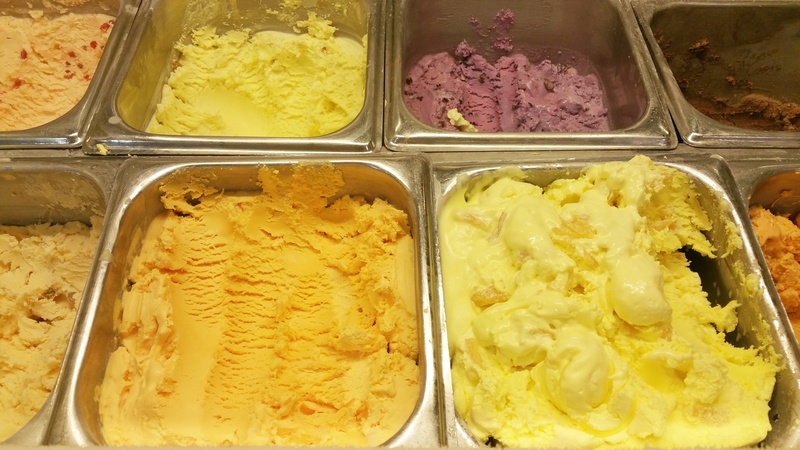 fun, freshness, indoors, temptation, serve, creams, container, 5K, dairy product, sweet, food, ice cream, sweet food, ice cream parlor, food and drink