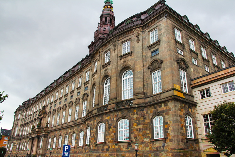 castle, building, the past, day, fantastic, copenhagen, travel destinations, no people, built structure, sky, tourism, christiansborg palace, palace, europe