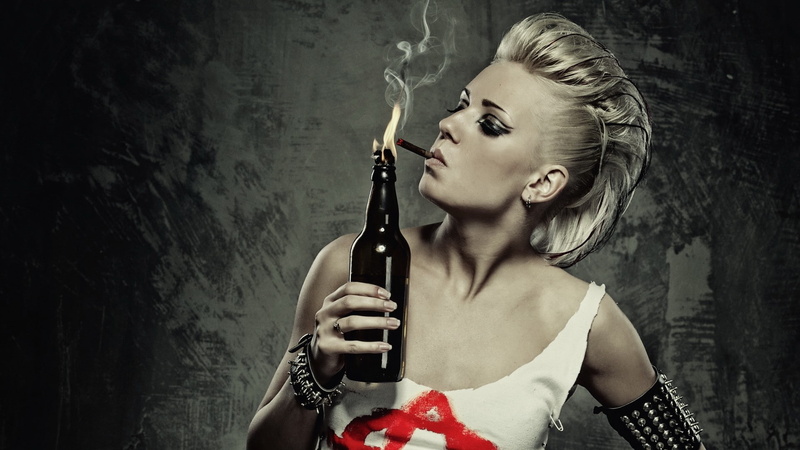 young adult, adult, blond hair, food and drink, beautiful woman, retro styled, one person, beauty, holding, headshot, portrait, hair, perfume sprayer, 1080P