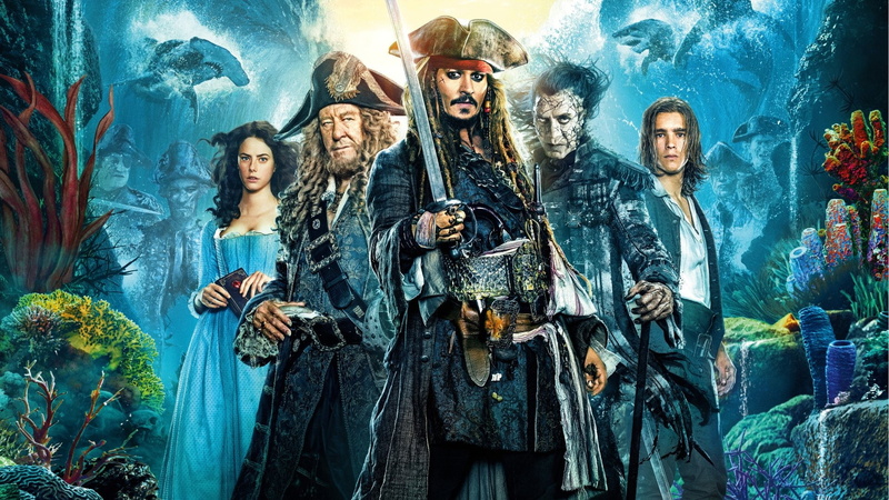 men, aggression, 1080P, beautiful woman, indoors, piratas, women, standing, young adult, adult, looking at camera, looking, mid adult, group of people